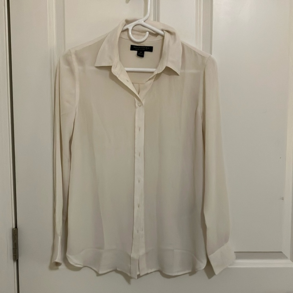 Elegant Cream Button-Up Shirt